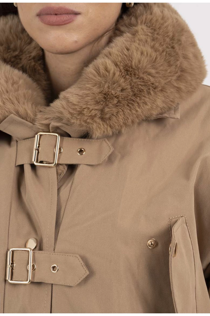 Bézs bomberdzseki műszőrme gallérral